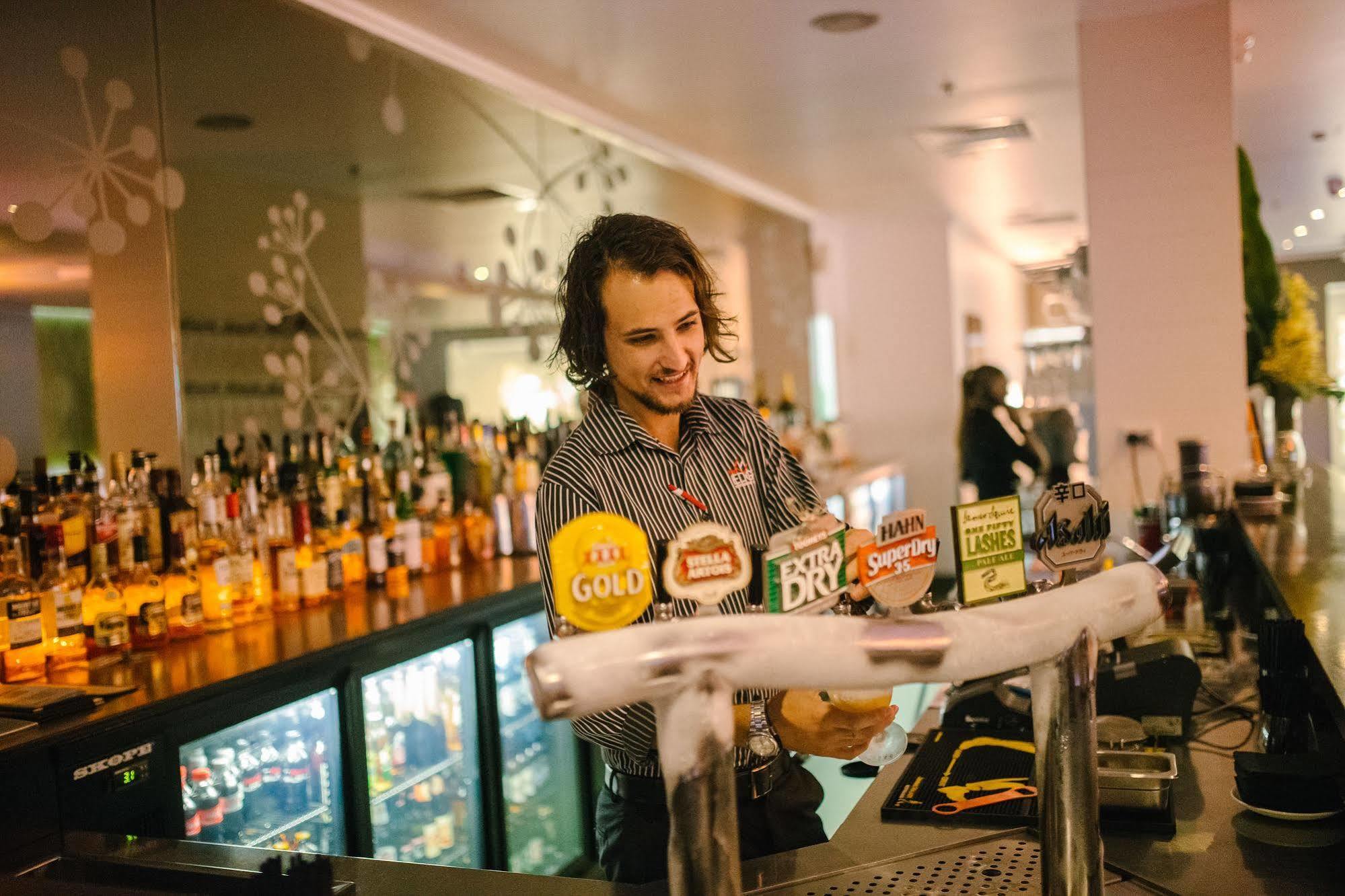 边缘公寓式酒店 洛坎普顿 外观 照片